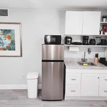 Cheerful Super Suite + 2 Queen + Sofa Bed Minutes From The Airport! แทมปา ภายนอก รูปภาพ