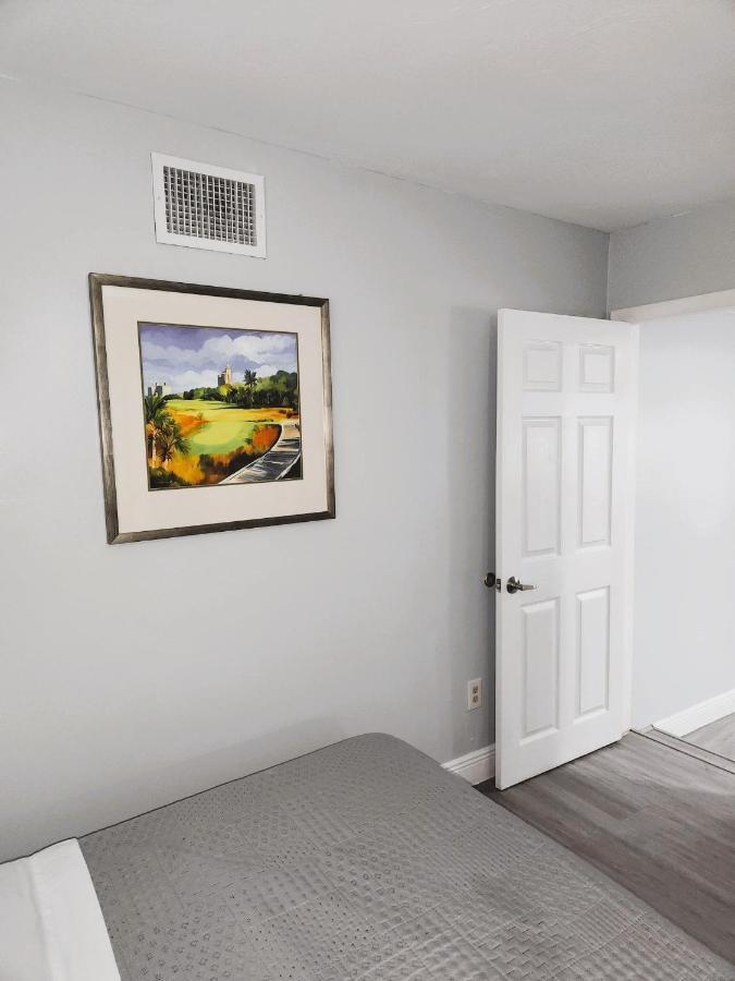 Cheerful Super Suite + 2 Queen + Sofa Bed Minutes From The Airport! แทมปา ภายนอก รูปภาพ